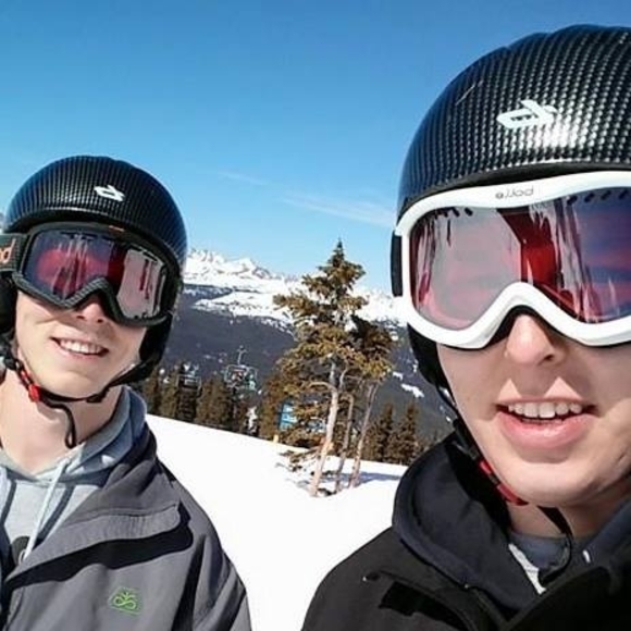 Meet your Posher, Foster - Picture 1 of 1